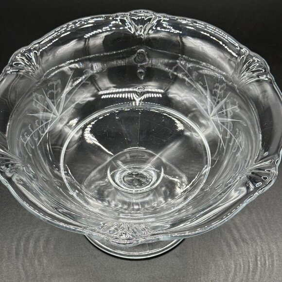 Vintage Etched Glass Pedestal Bowl With Floral Design - Picture 2 of 9